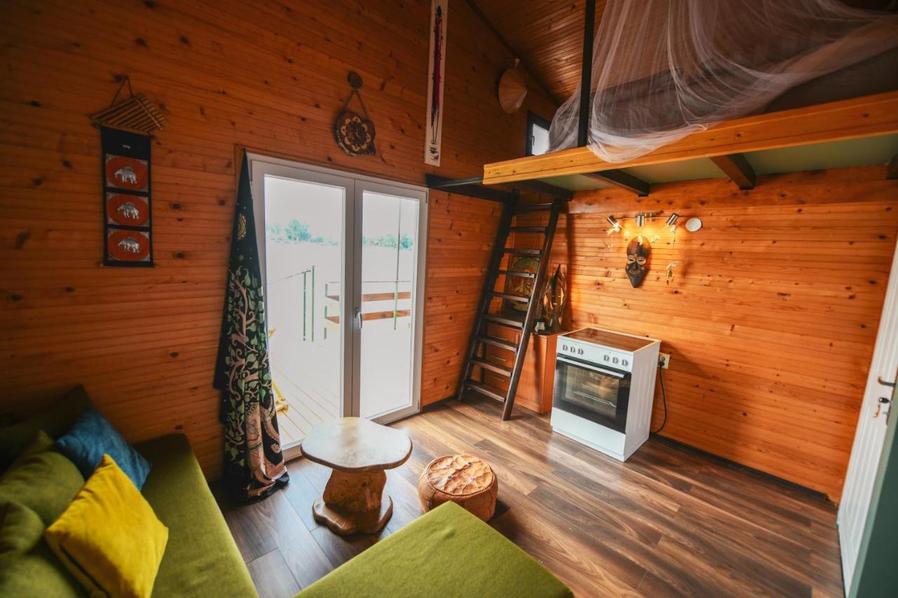 Sagando - Floating House On Sava River Belgrade Extérieur photo
