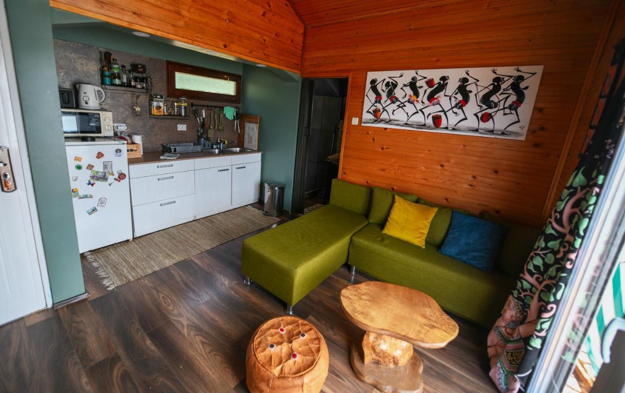 Sagando - Floating House On Sava River Belgrade Extérieur photo